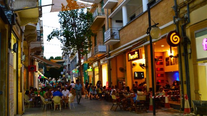 Quán café phố Ledra thị trấn cổ Old Town ở Nicosia - Síp